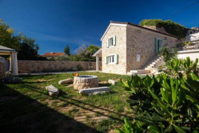 House Misto, Dobrinj